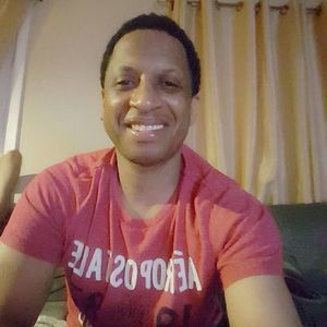 Meet your Posher, Luis